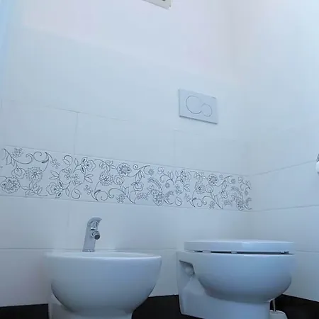 La Casa Del Gelso Bianco 4* أوترانتو