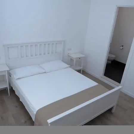 Oda ve Kahvaltı La Casa Del Gelso Bianco 4*