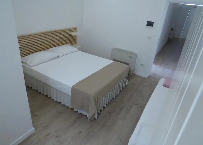 La Casa Del Gelso Bianco לינה וארוחת בוקר 4*